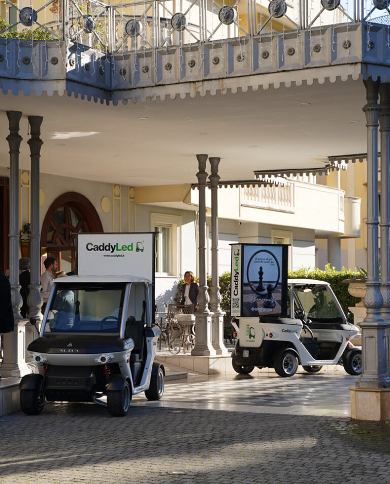 foto caddyled Hotel vanvitelli caserta